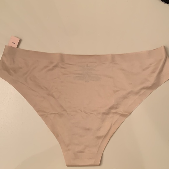 Victoria’s secret seamless panty- M - Picture 2 of 4